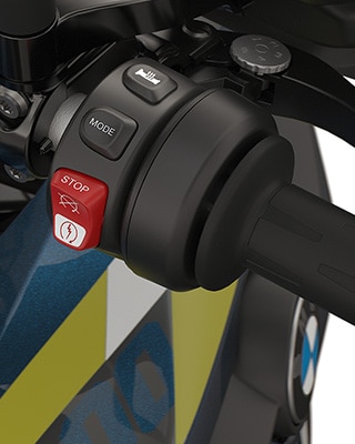 The grip heating of the BMW F 800 GS